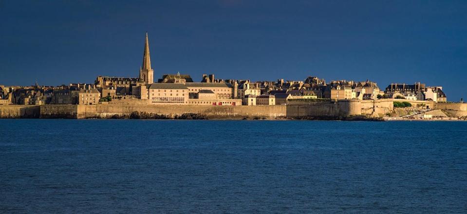 Le Village Insolite Yourte Et Roulotte Saint-Benoît-des-Ondes Exterior foto